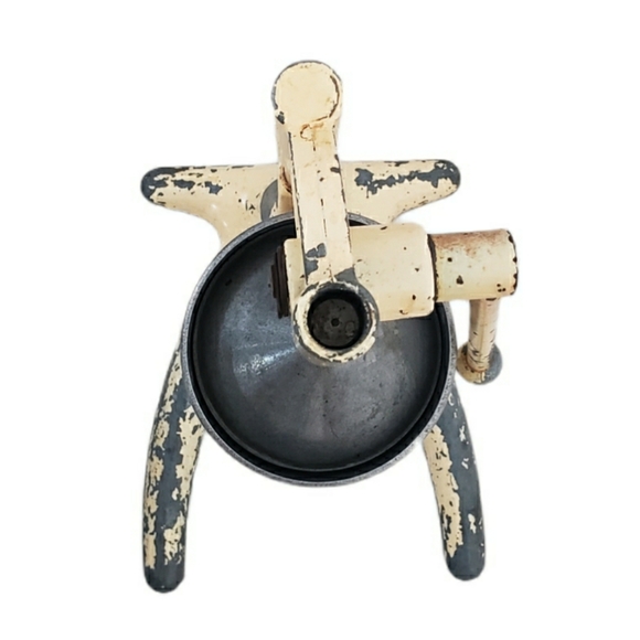 Vintage Antique Juicer Industrial Manual Metal Squeezer - Picture 13 of 16